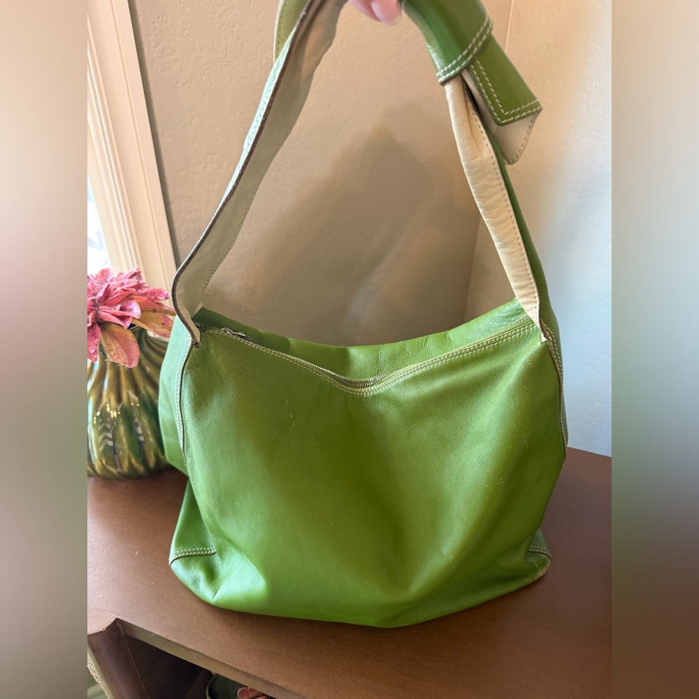 Kate Spade Green Italian Leather Women's Bag - Picture 2 of 16
